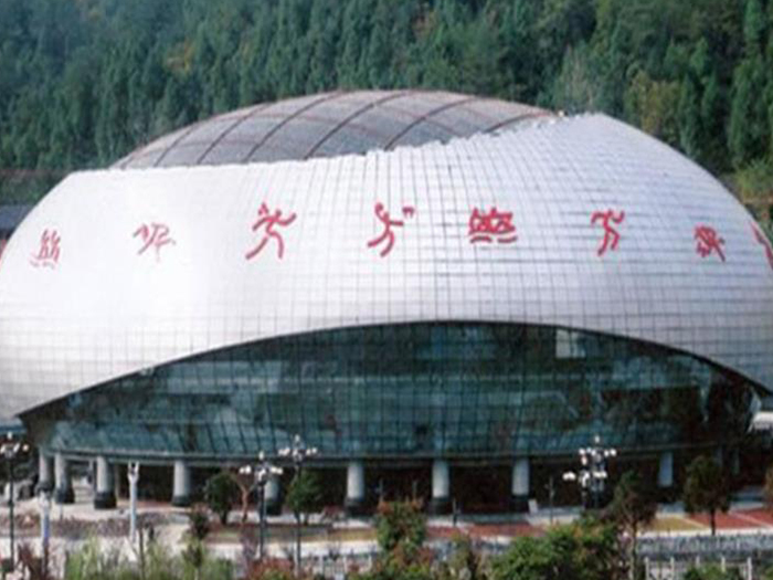 耒阳体育中心球形网架加工安装